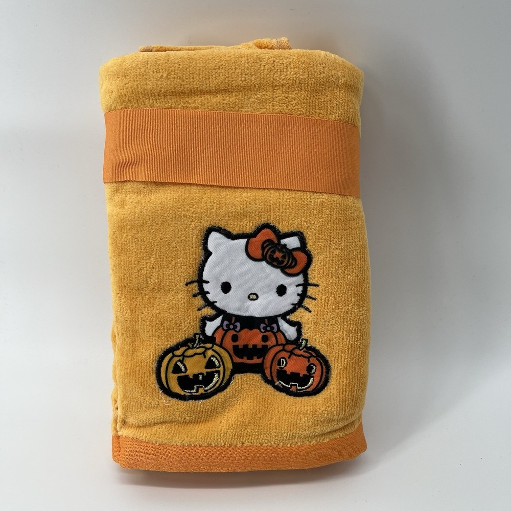 Sanrio Hello Kitty Halloween Pumpkin 2pc Orange Hand Towels NEW